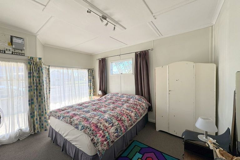 Photo of property in 42 Higginson Street, Otane, 4202