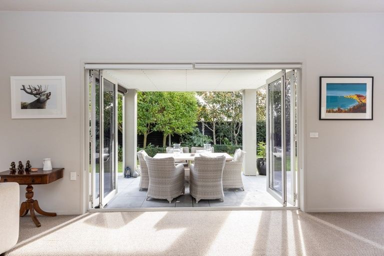 Photo of property in Stapleford Park, 153a Middle Road, Havelock North, 4130