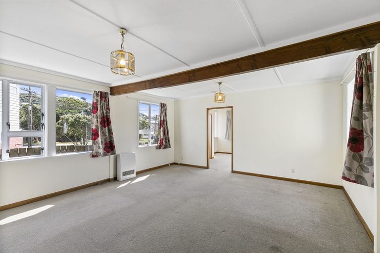 Photo of property in 9 Kipling Street, Johnsonville, Wellington, 6037