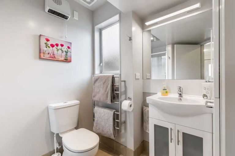 Photo of property in 53a Oxford Street, Tawa, Wellington, 5028