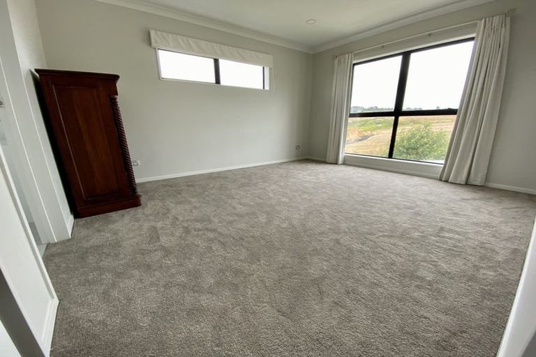 Photo of property in 32 Goodfellow Lane, Flat Bush, Auckland, 2019