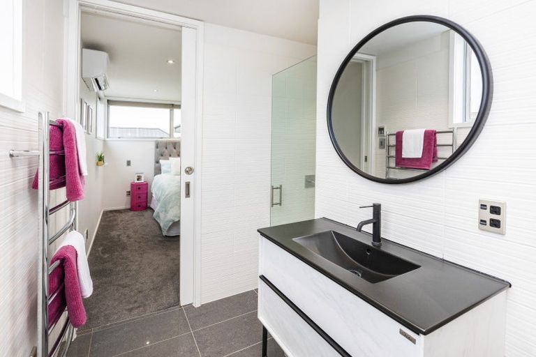 Photo of property in 20 Queens Avenue, Merivale, Christchurch, 8014