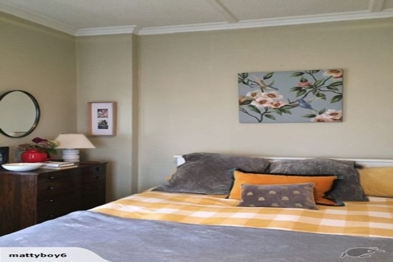 Photo of property in 6 Malcolm Street, Martinborough, 5711