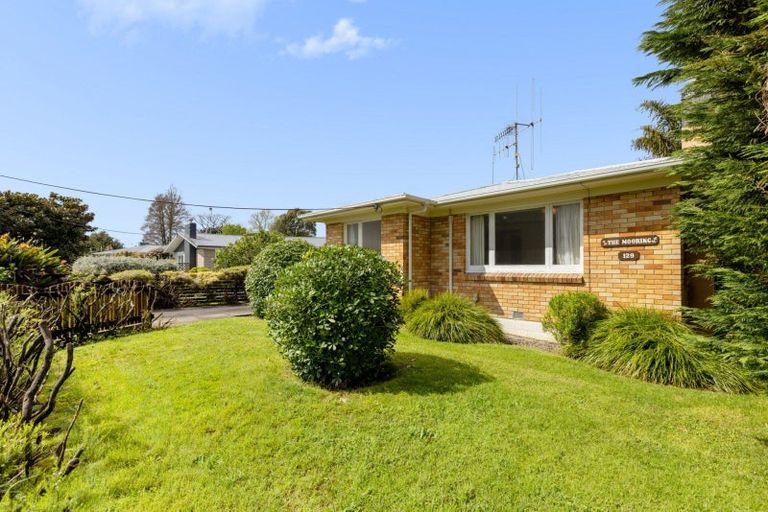 Photo of property in 129 Otumoetai Road, Brookfield, Tauranga, 3110