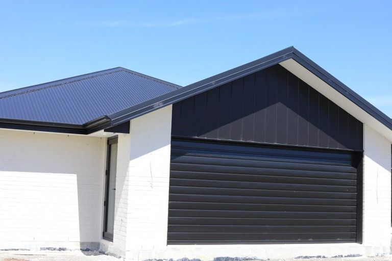 Photo of property in 270 Valley Views, Fitzherbert, Palmerston North, 4472