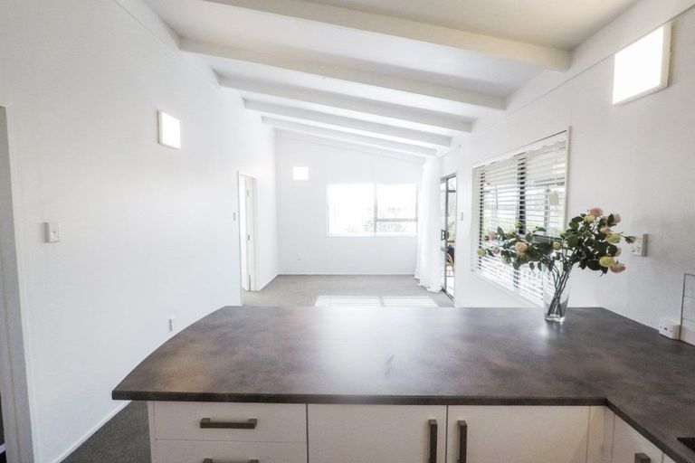 Photo of property in 10 Stuart Place, Blagdon, New Plymouth, 4310