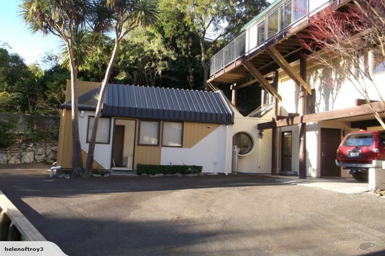 Photo of property in 9b Milton Terrace, Picton, 7220