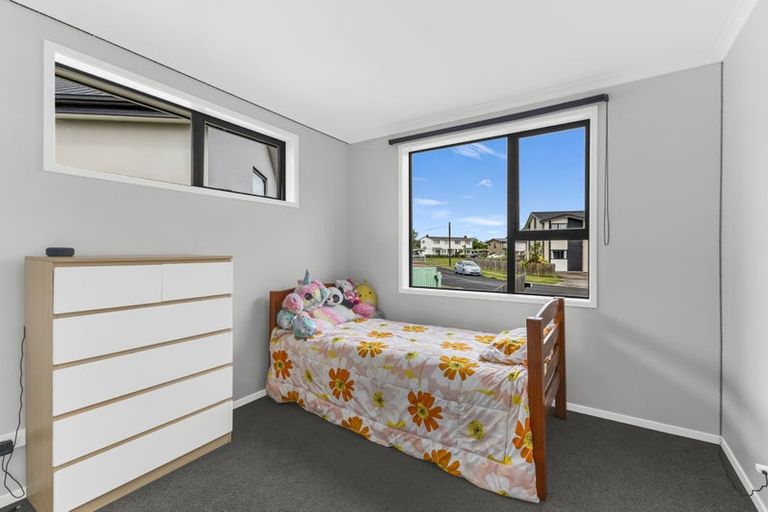 Photo of property in 14 Discovery Place, Marfell, New Plymouth, 4310