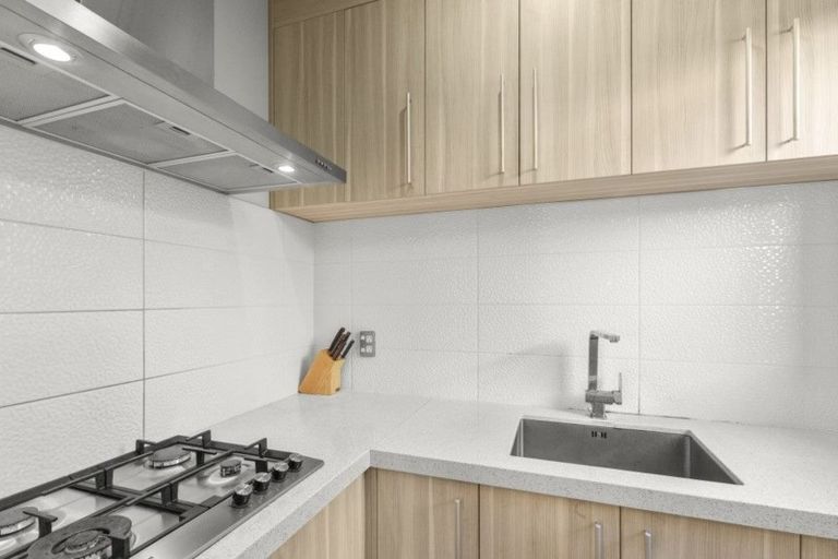 Photo of property in 21b Stamford Crescent, Flat Bush, Auckland, 2019