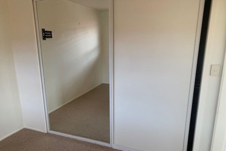 Photo of property in 23 Knights Road, Rothesay Bay, Auckland, 0630