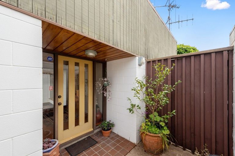 Photo of property in 61 Flynn Road, Hillcrest, Hamilton, 3216