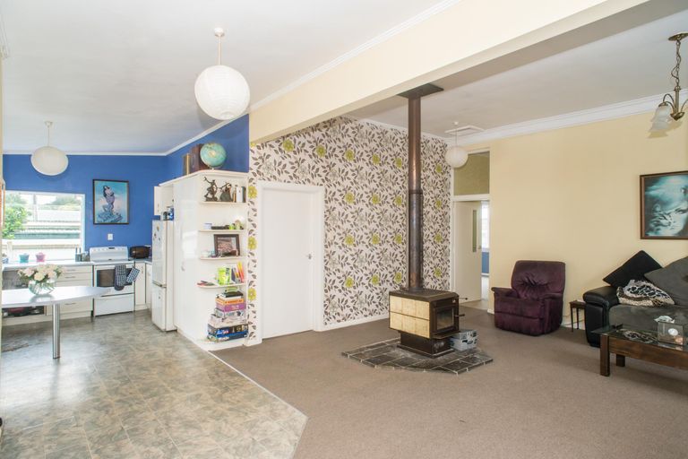 Photo of property in 591 Gladstone Road, Te Hapara, Gisborne, 4010