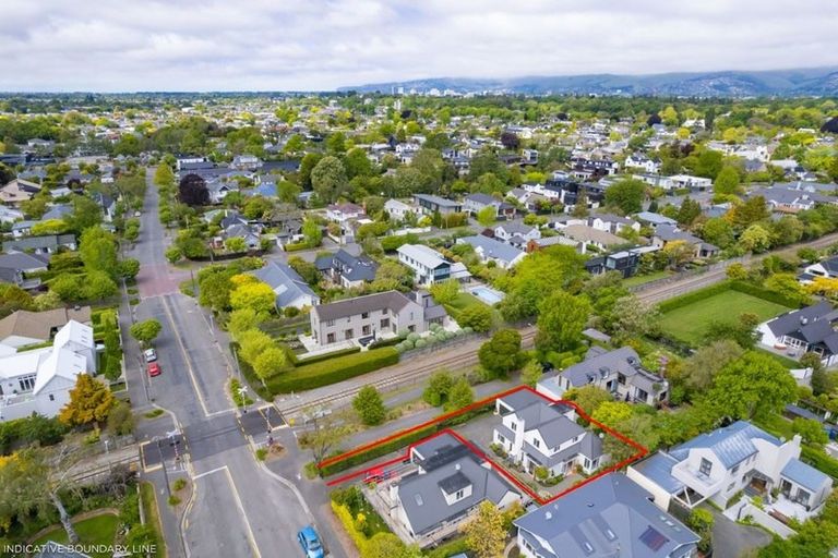 Photo of property in 2/29 Wroxton Terrace, Merivale, Christchurch, 8014