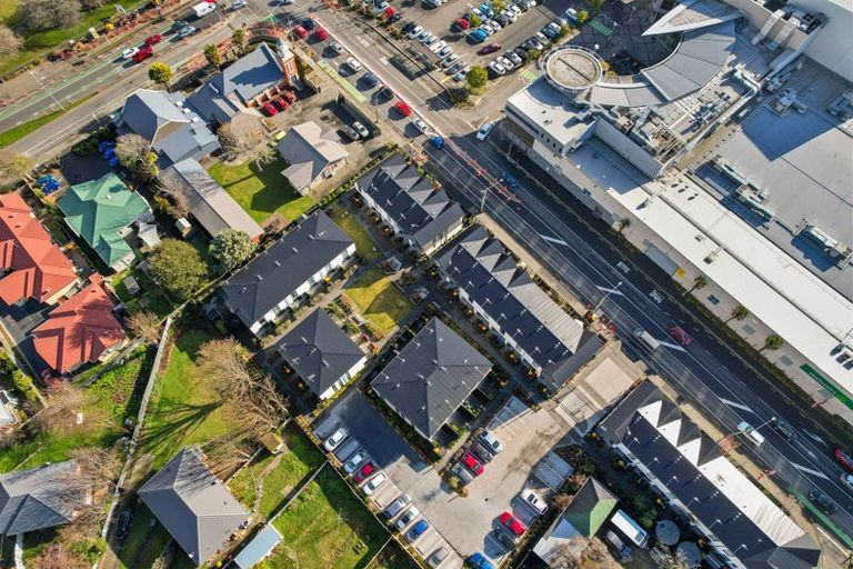 Photo of property in 1/8 New Brighton Road, Shirley, Christchurch, 8061