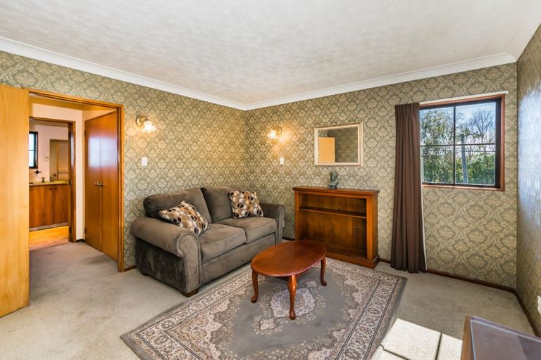 Photo of property in 92 Ngaio Road, Waikanae, 5036