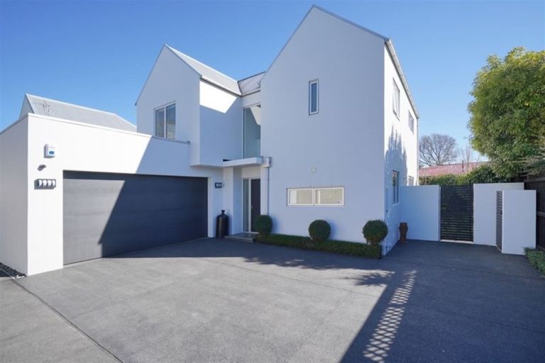 Photo of property in 35b Holly Road, St Albans, Christchurch, 8014