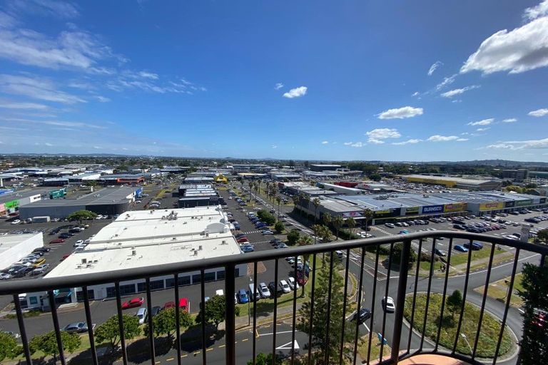 Photo of property in The Rennaissance, 11c/18 Ronwood Avenue, Manukau, Auckland, 2104