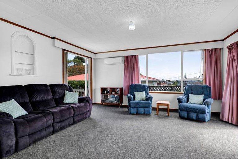Photo of property in 49 Wynyard Street, Bell Block, New Plymouth, 4312
