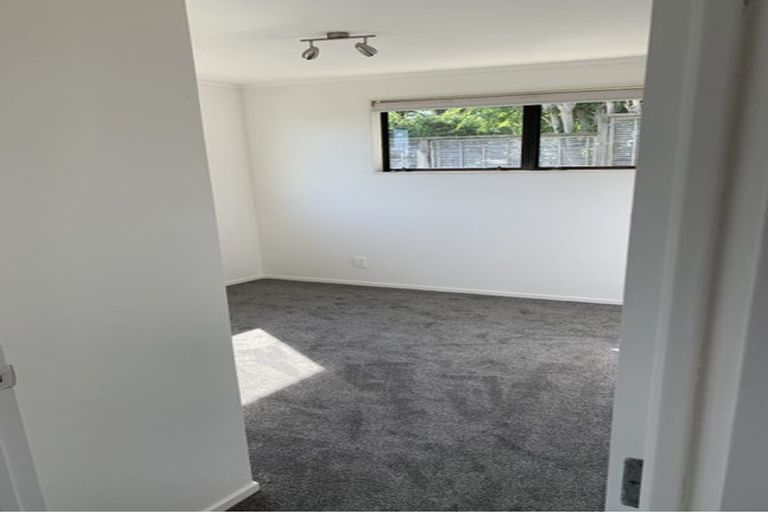 Photo of property in 24b Tindalls Bay Road, Manly, Whangaparaoa, 0930