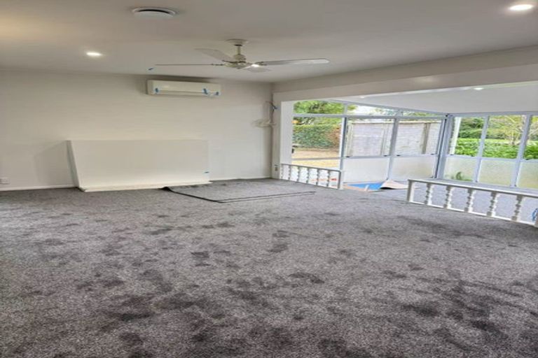 Photo of property in 25 Moor Avenue, Te Atatu Peninsula, Auckland, 0610