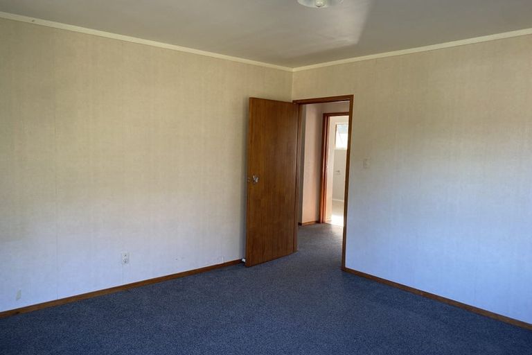 Photo of property in 64 Cyclarama Crescent, Massey, Auckland, 0614