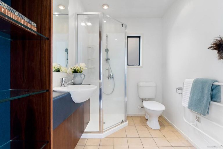 Photo of property in 76/2 Armoy Drive, East Tamaki, Auckland, 2016