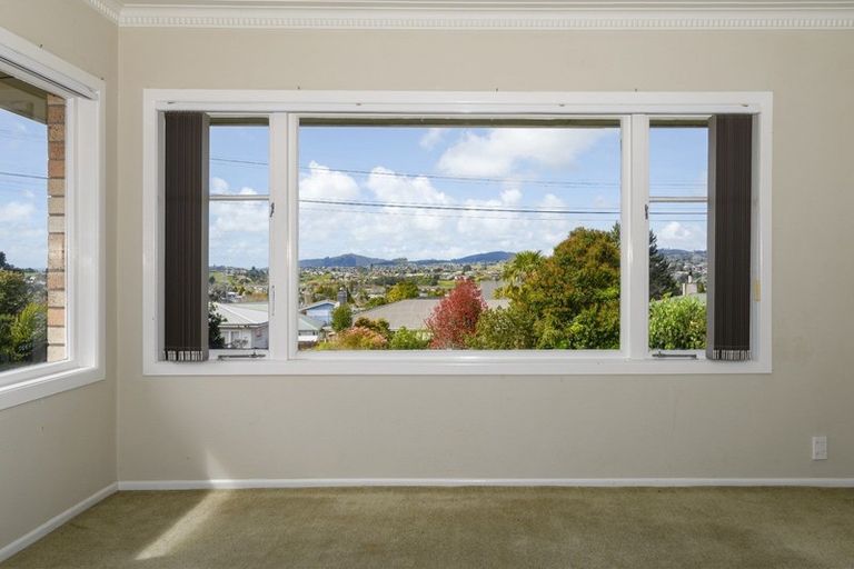 Photo of property in 9 Simmonds Grove, Greerton, Tauranga, 3112