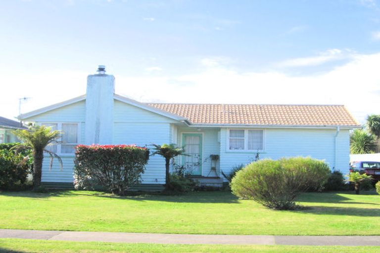 Photo of property in 24 Scully Crescent, Onekawa, Napier, 4110