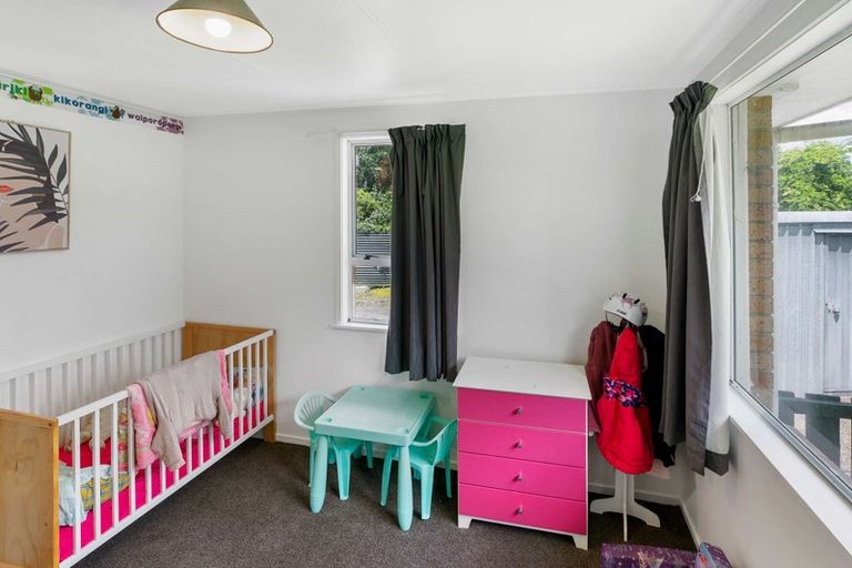 Photo of property in 4 John Road, Fairy Springs, Rotorua, 3015