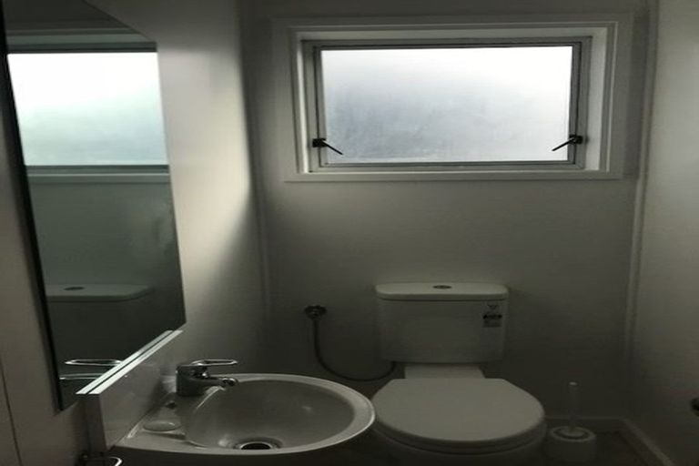 Photo of property in 2/163 Rongotai Road, Rongotai, Wellington, 6022