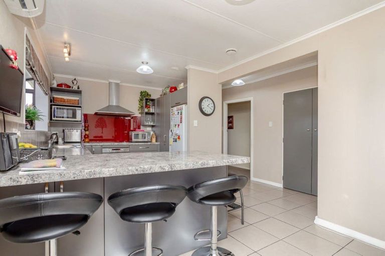 Photo of property in 50 Hospital Street, Dannevirke, 4930