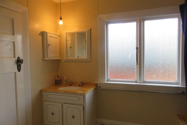 Photo of property in 5 Campbell Street, Geraldine, 7930