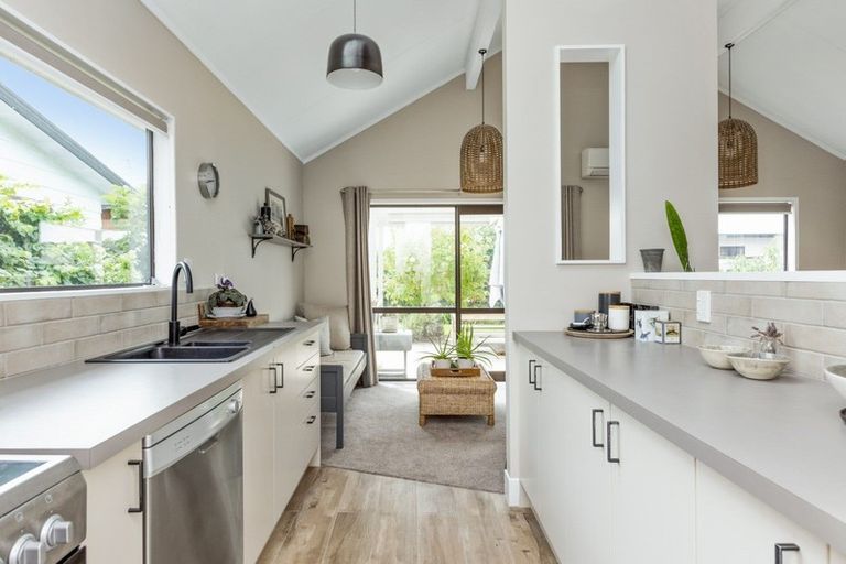 Photo of property in 20b Townshend Crescent, Greenmeadows, Napier, 4112