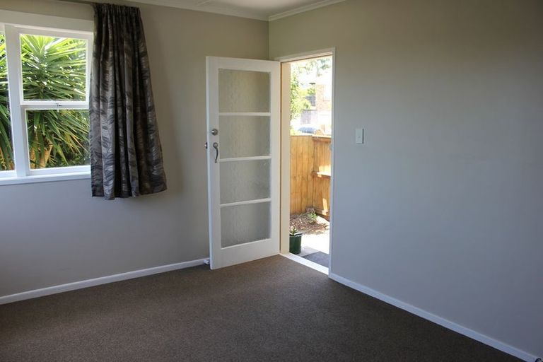 Photo of property in 2/24 Abercrombie Street, Howick, Auckland, 2014