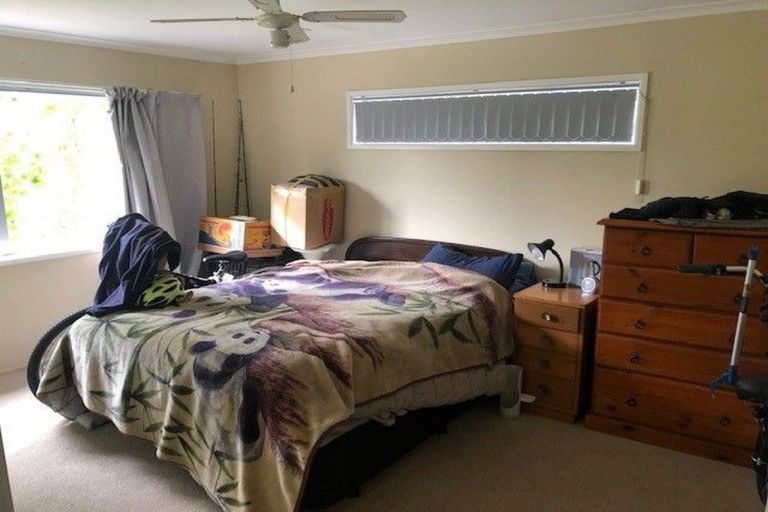 Photo of property in 19 Wanaka Place, Pakuranga Heights, Auckland, 2010