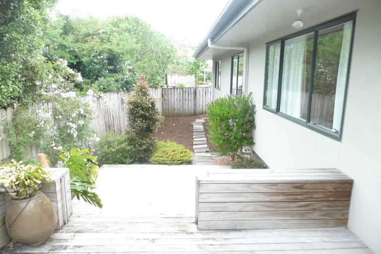 Photo of property in 1/17 Pegler Drive, Howick, Auckland, 2014