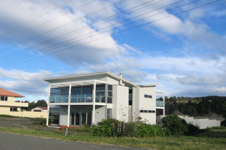 Photo of property in 21 Le Quesne Road, Bay View, Napier, 4104