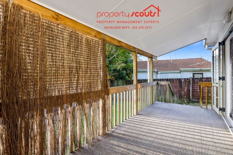 Photo of property in 551 Swanson Road, Ranui, Auckland, 0612