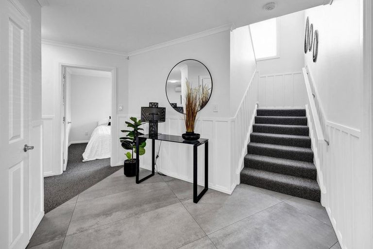 Photo of property in 85 Wallath Road, Westown, New Plymouth, 4310