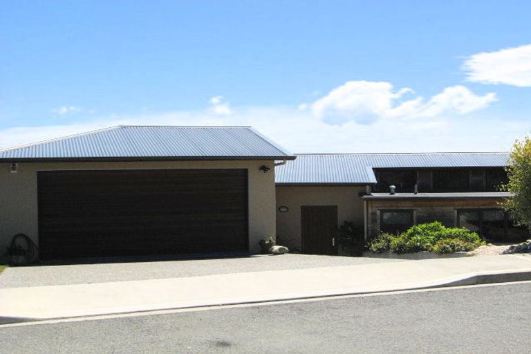 Photo of property in 7 Zeehaen Place, Britannia Heights, Nelson, 7010