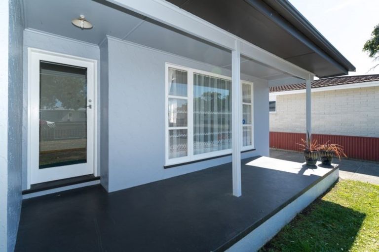 Photo of property in 71 College Street, Awapuni, Palmerston North, 4412