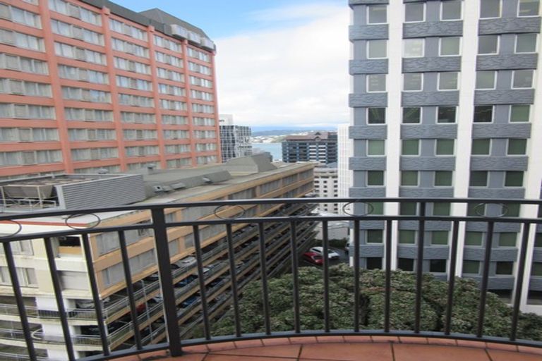 Photo of property in Atrium Towers, 8b/154 The Terrace, Wellington Central, Wellington, 6011