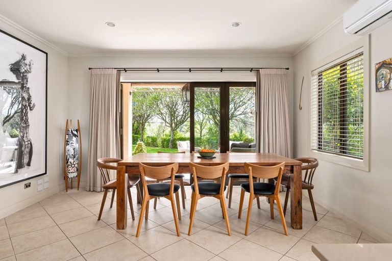 Photo of property in 35 The Esplanade, Huntington, Hamilton, 3210