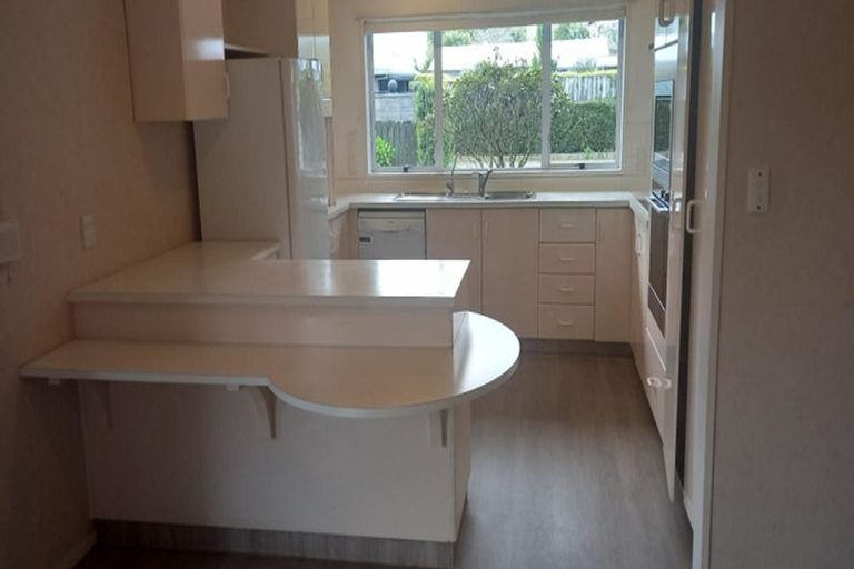 Photo of property in 10 Clare Street, Cambridge, 3434