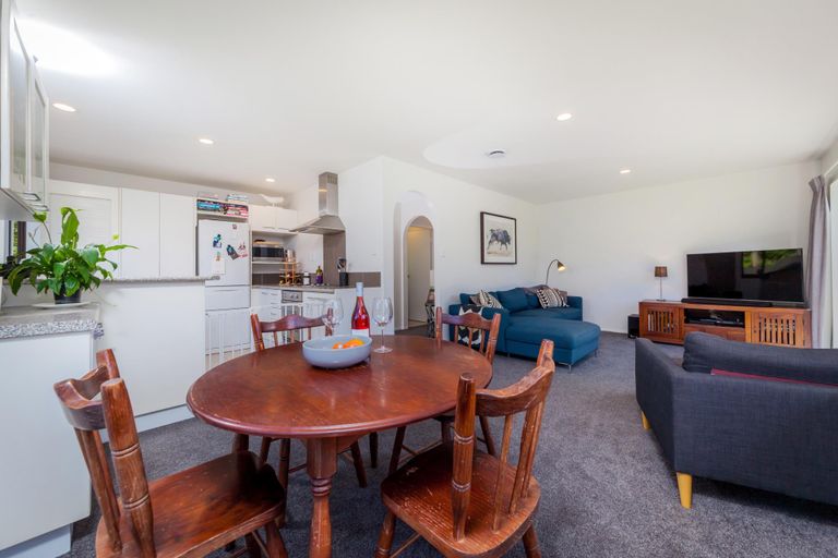 Photo of property in 3/187 Richardson Road, Mount Albert, Auckland, 1041