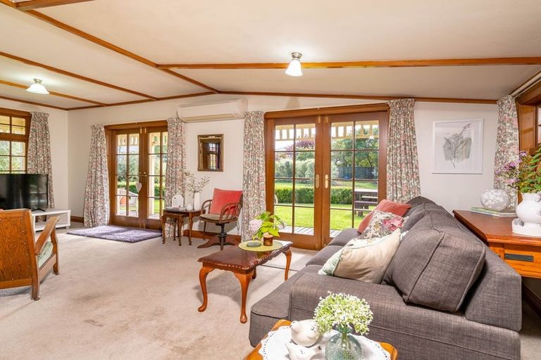 Photo of property in 64 Geelong Street, Waikouaiti, 9510