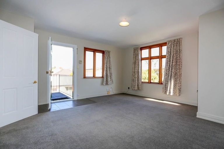 Photo of property in 134 Office Road, Merivale, Christchurch, 8014