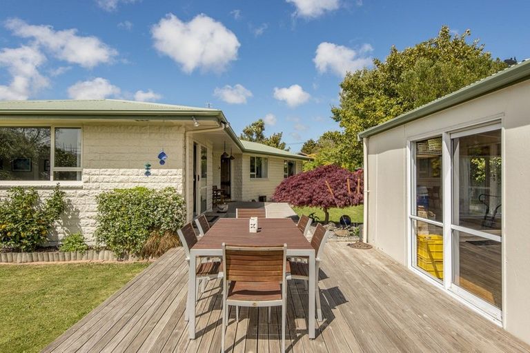 Photo of property in 47b Garreg Road, Bryndwr, Christchurch, 8052