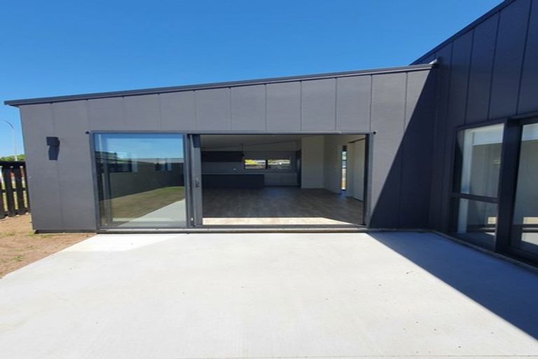 Photo of property in 211 Victoria Street West, Pukekohe, 2120