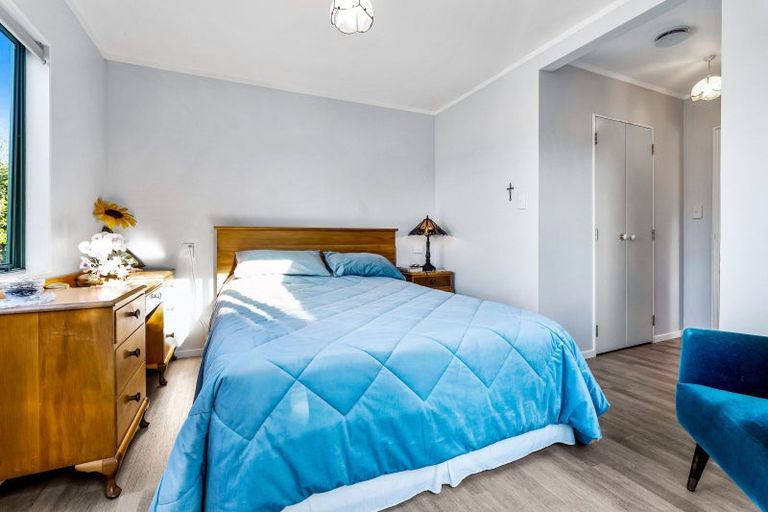 Photo of property in 81 One Tree Point Road, One Tree Point, 0118